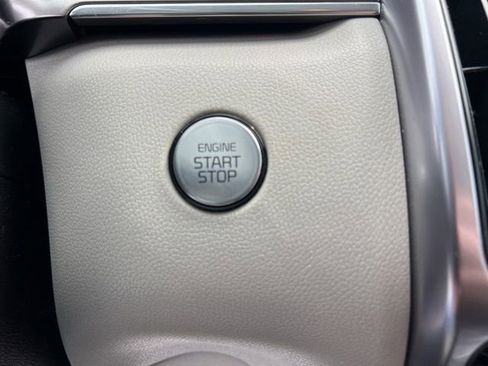 Certified 2023 Kia Sorento EX image 18