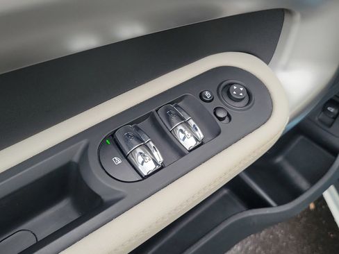 Used 2024 MINI Cooper Countryman S w/ Signature Upholstery Package image 14