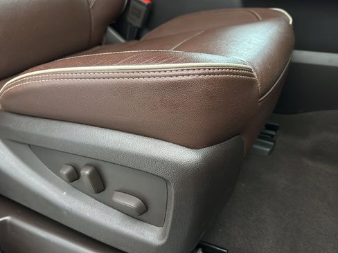 Used 2019 Chevrolet Silverado 3500 High Country AWD/4WD image 30