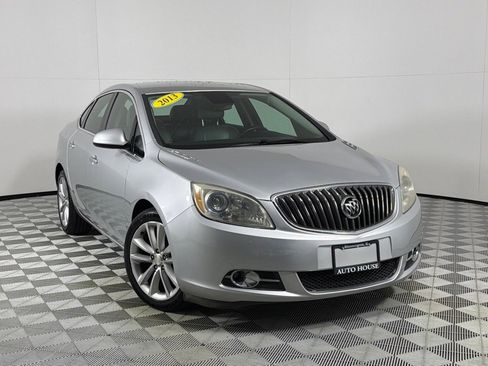 Used 2013 Buick Verano FWD image 2