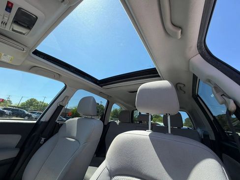 Used 2018 Subaru Forester 2.5i Premium AWD/4WD image 29