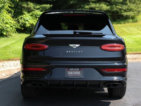 Used 2023 Bentley Bentayga Speed image 3