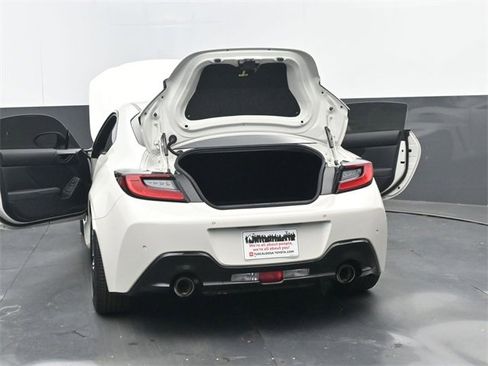 Used 2024 Toyota GR86 image 33