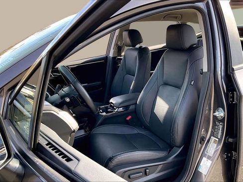 Used 2018 Honda Clarity Touring image 17