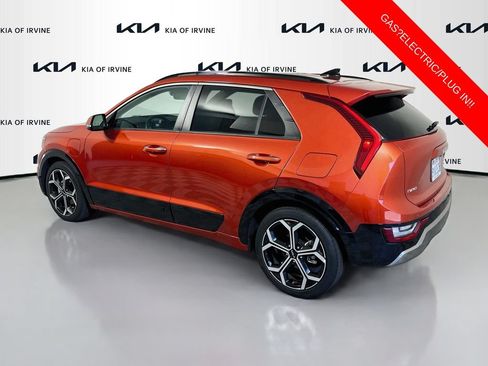 Certified 2023 Kia Niro SX Touring FWD image 5