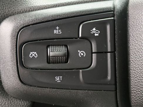 Used 2023 Chevrolet Silverado 1500 Custom image 19