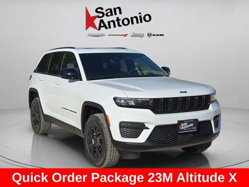 New 2025 Jeep Grand Cherokee Altitude RWD image 2