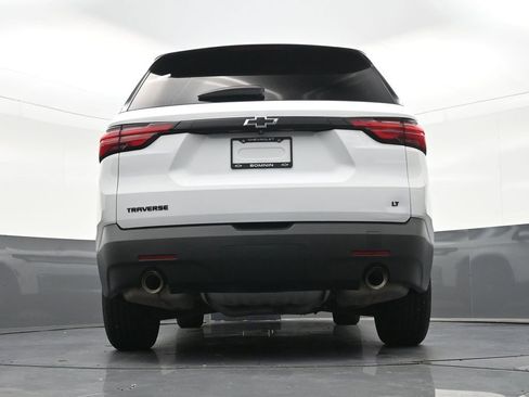 Used 2023 Chevrolet Traverse LT FWD image 26