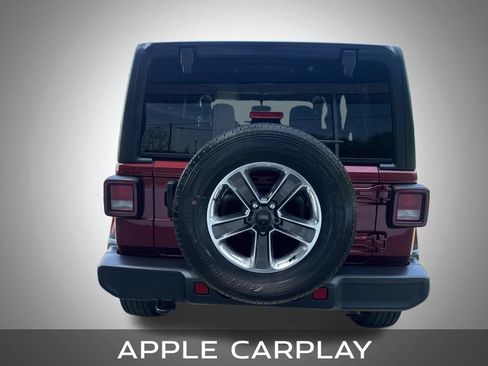 Used 2021 Jeep Wrangler Unlimited Sahara AWD/4WD image 4