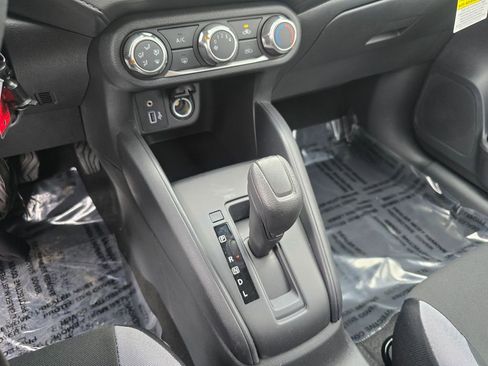 New 2025 Nissan Versa S w/ Trunk Package image 17