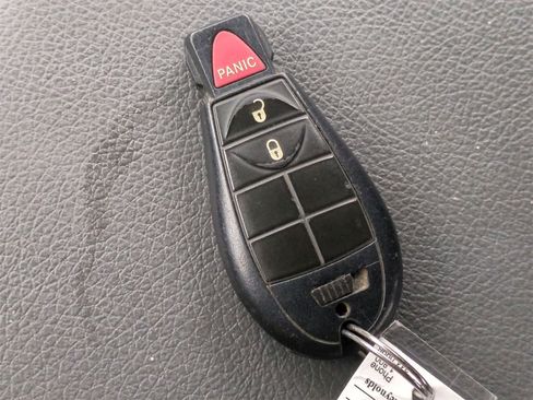 Used 2015 RAM 1500 Outdoorsman image 33