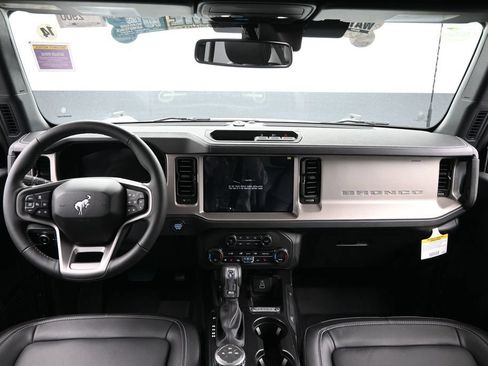 New 2026 Ford Bronco Outer Banks AWD/4WD image 27