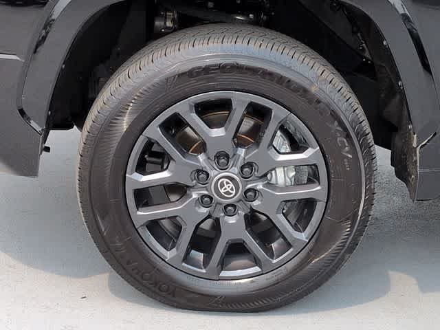 Used 2025 Toyota Tundra Platinum AWD/4WD image 14