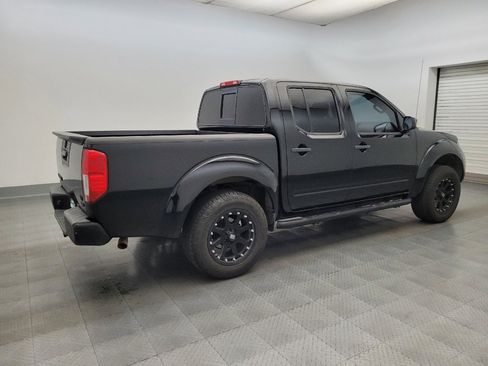 Used 2018 Nissan Frontier SV image 10