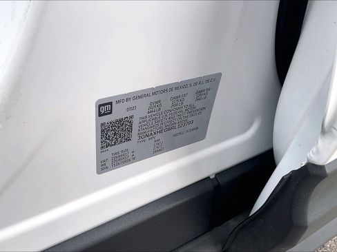 Used 2024 Chevrolet Equinox LS image 22