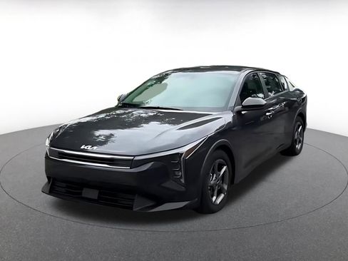 Used 2025 Kia K4 FWD image 6