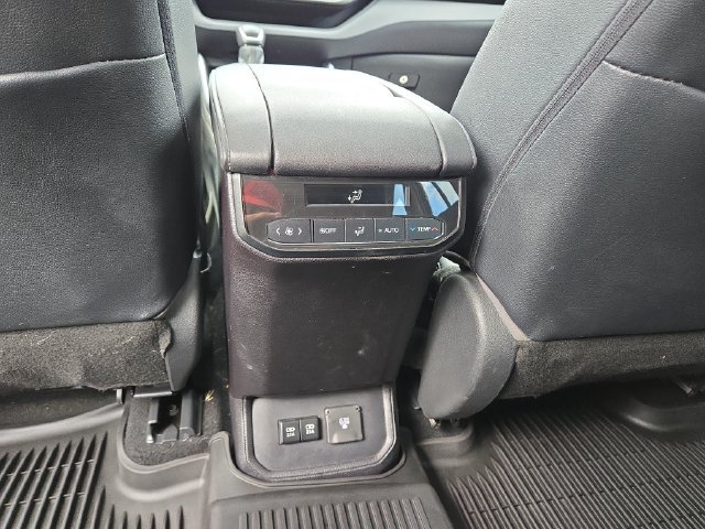 Used 2020 Toyota Highlander Limited AWD/4WD image 37