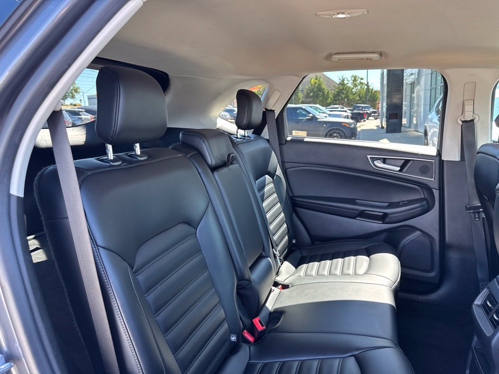 Used 2022 Ford Edge SEL AWD/4WD image 22