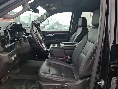 Used 2024 GMC Sierra 1500 SLT AWD/4WD image 15