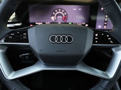 New 2026 Audi Q5 Premium Plus AWD/4WD image 33
