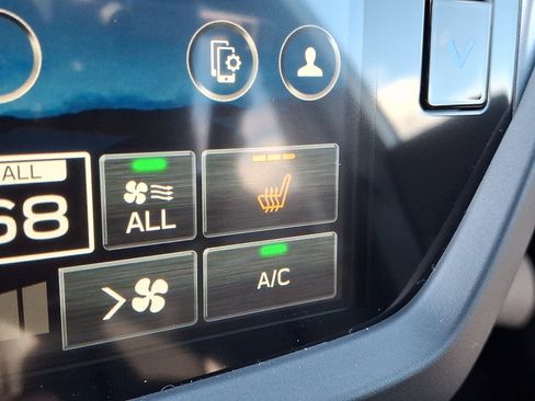 New 2025 Subaru Forester Limited image 17