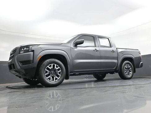 Certified 2026 Nissan Frontier SV w/ SV Convenience Package RWD image 42