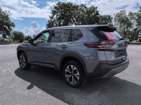 Certified 2023 Nissan Rogue SV FWD image 6
