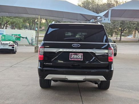 Used 2018 Ford Expedition Platinum RWD image 5