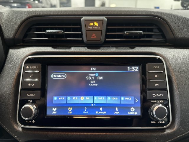 Used 2024 Nissan Versa S w/ Trunk Package FWD image 24