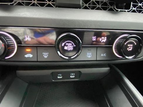 Used 2024 Honda Accord LX image 17