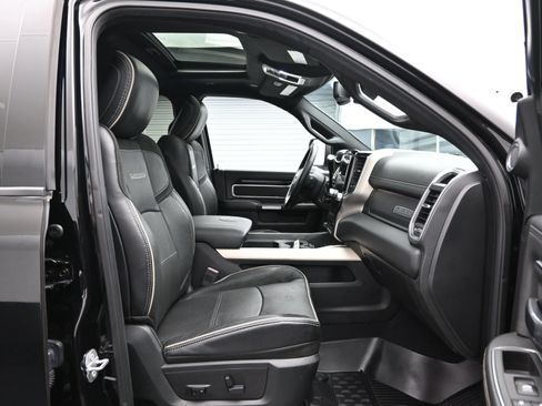 Used 2019 RAM 2500 Laramie AWD/4WD image 13