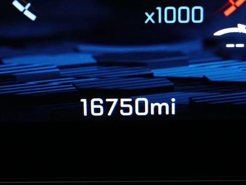 Used 2025 Chevrolet Tahoe LT w/ Comfort Package image 10