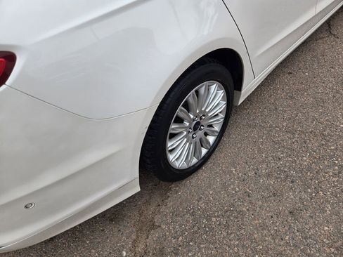 Used 2013 Ford Fusion Energi Titanium w/ Driver Assist Pkg image 10