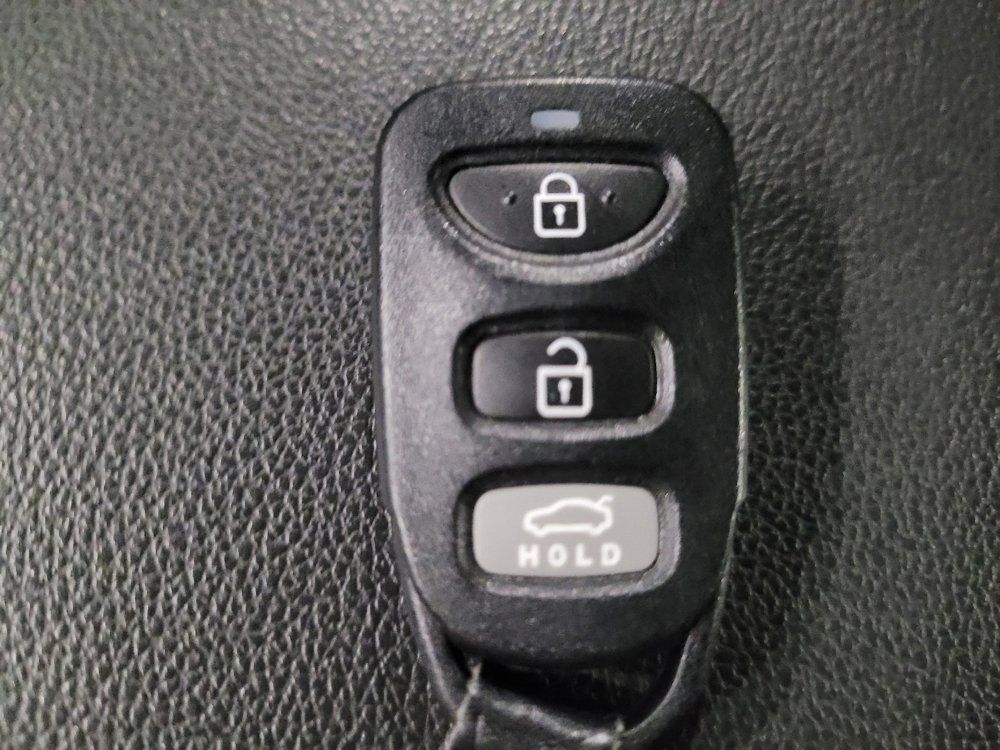 Used 2018 Hyundai Elantra SEL FWD image 32
