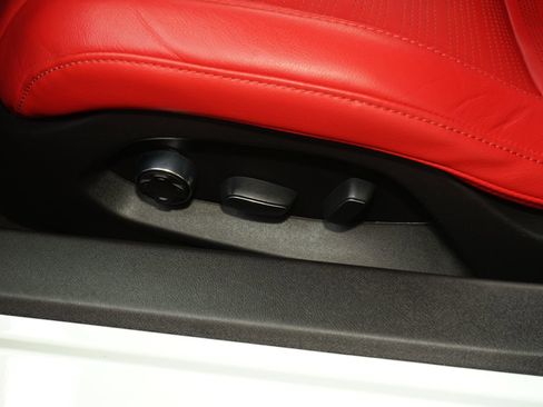 Used 2020 Chevrolet Corvette Stingray Preferred Cpe w/ 2LT Preferred Equipment Group RWD image 25