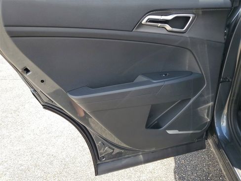 New 2025 Kia Sportage LX image 22