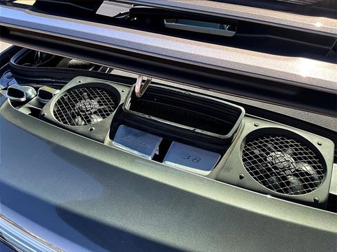 Used 2015 Porsche 911 Targa 4S image 24