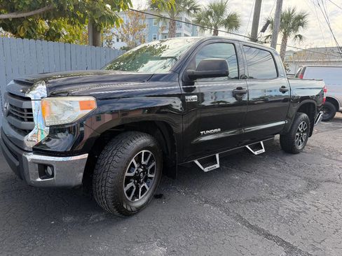 Used 2015 Toyota Tundra SR5 w/ TRD Off Road Package image 13