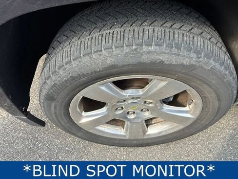 Used 2015 Chevrolet Suburban LT AWD/4WD image 8