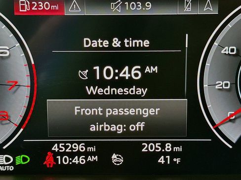 Used 2020 Audi Q8 Prestige image 13