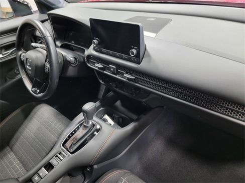 Certified 2025 Honda HR-V Sport image 18