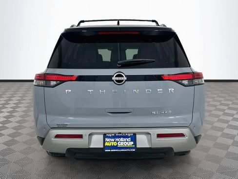Used 2023 Nissan Pathfinder SL AWD/4WD image 9