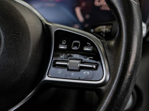 Used 2020 Mercedes-Benz C 300 Sedan image 19