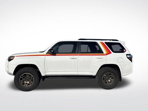 Used 2023 Toyota 4Runner 40th Anniversary SE AWD/4WD image 2