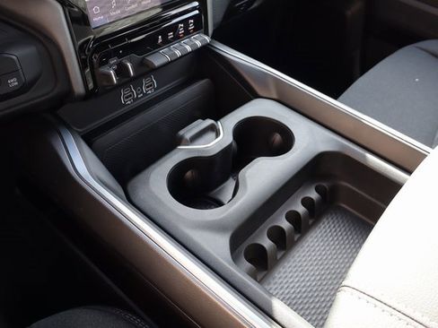 Used 2025 RAM 2500 Big Horn image 27