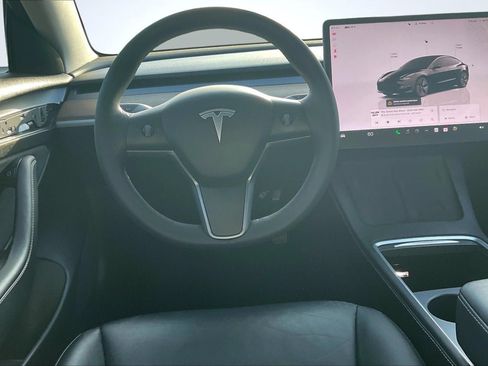 Used 2022 Tesla Model 3 Long Range AWD/4WD image 5