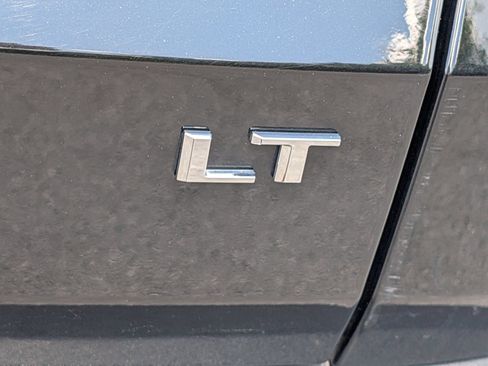 Used 2024 Chevrolet Traverse LT FWD image 5