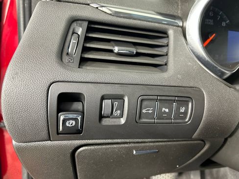 Used 2015 Chevrolet Impala LTZ image 13