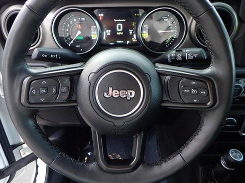 Used 2023 Jeep Wrangler Unlimited w/ Cold Weather Group image 11