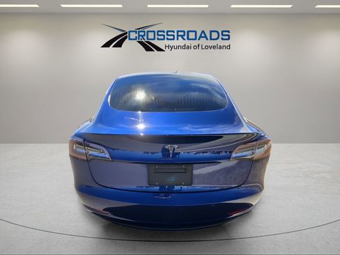 Used 2019 Tesla Model 3 Standard Range Plus image 4